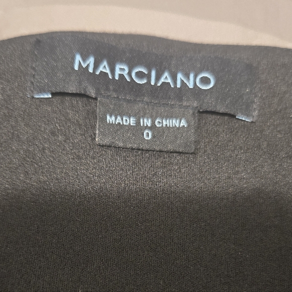 Marciano Black Ruffle Trim Jumpsuit With Belt. Size 0. - Picture 10 of 14